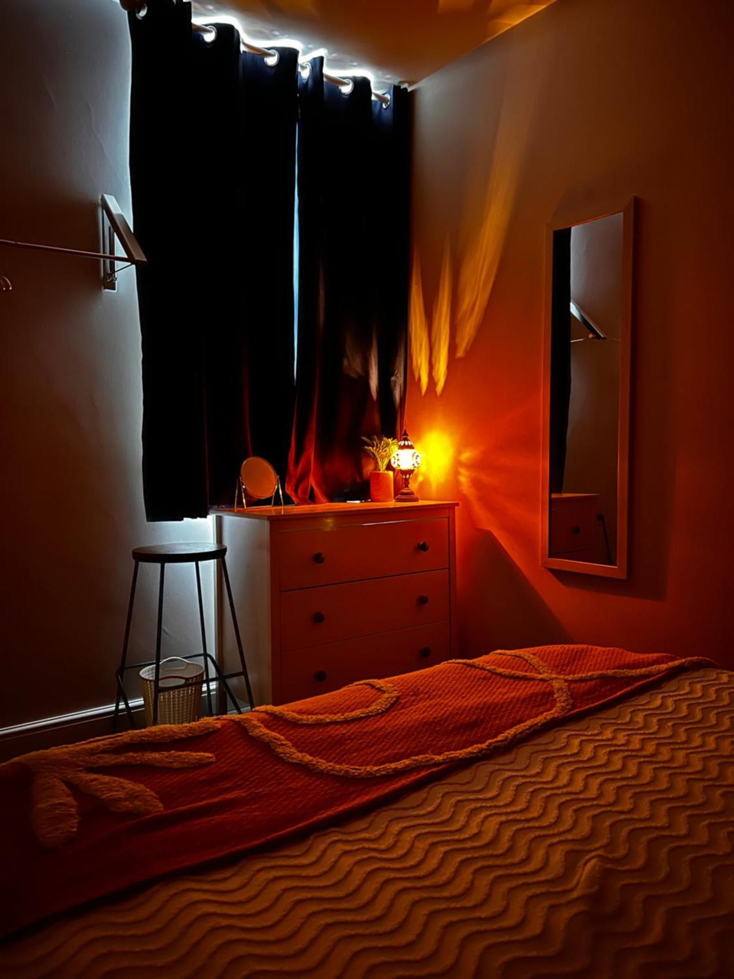 Апартаменты Cartref - Fully Equipped And Stunning Town Flat Шрусбери Экстерьер фото