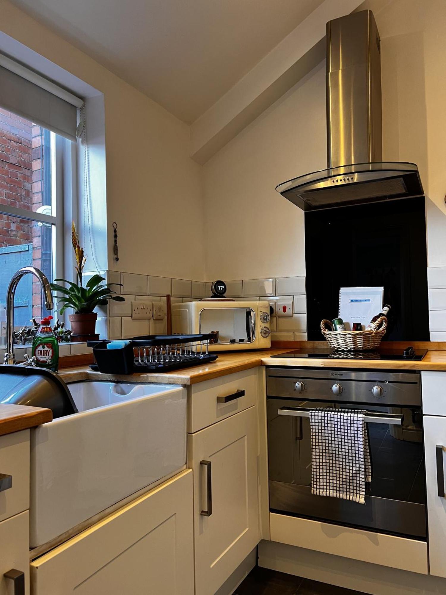 Апартаменты Cartref - Fully Equipped And Stunning Town Flat Шрусбери Экстерьер фото